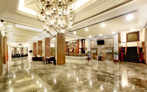 m-lobby 2