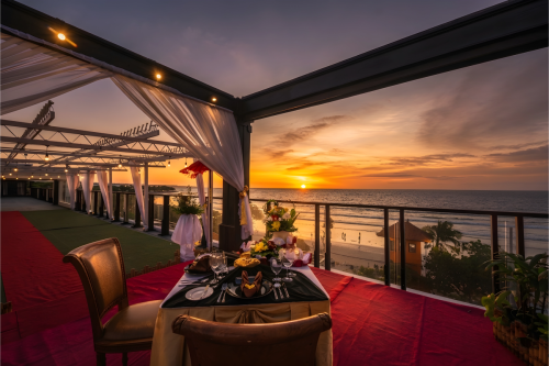 Romantic-Dinner-4